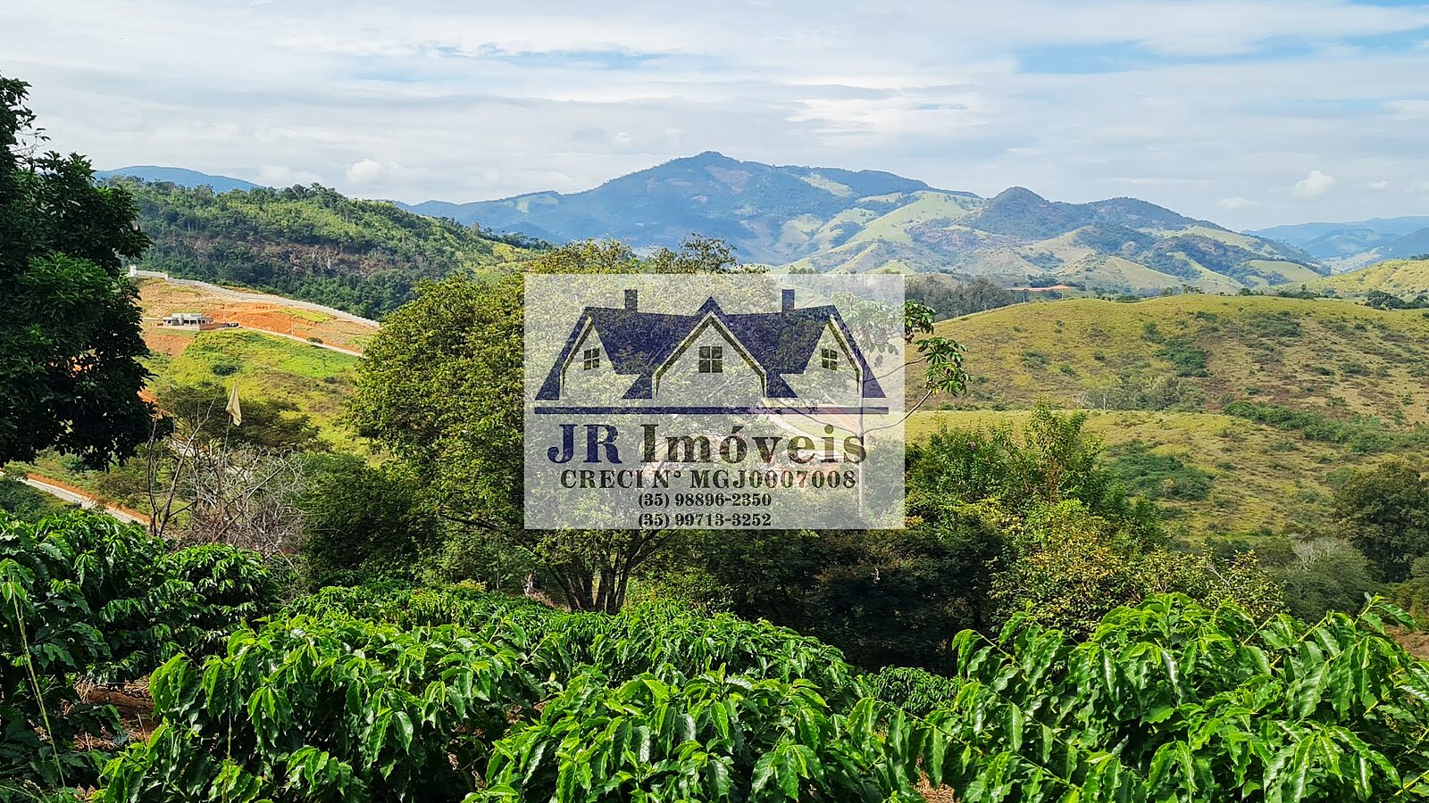 Gleba de 2,12 hectares no condomínio Quintas do Cafezal, Pinheirinho