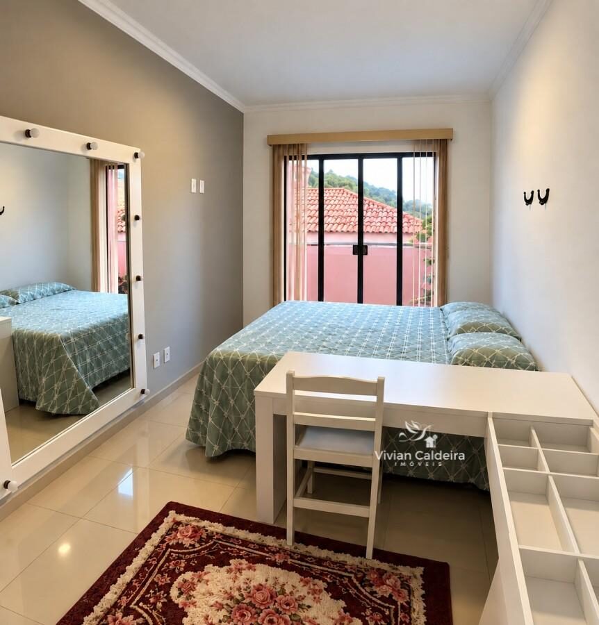 Foto 4 de Sobrado de 4 quartos na Vila Poddis, 118 m²
