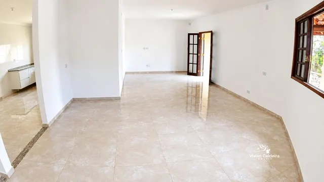 Casa recém-construída no BPS, 280 m²
