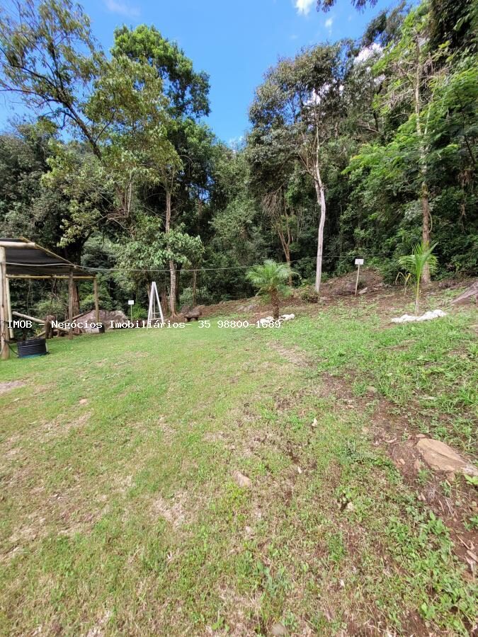 Foto 3 de Terreno de 454 m² no Ano Bom