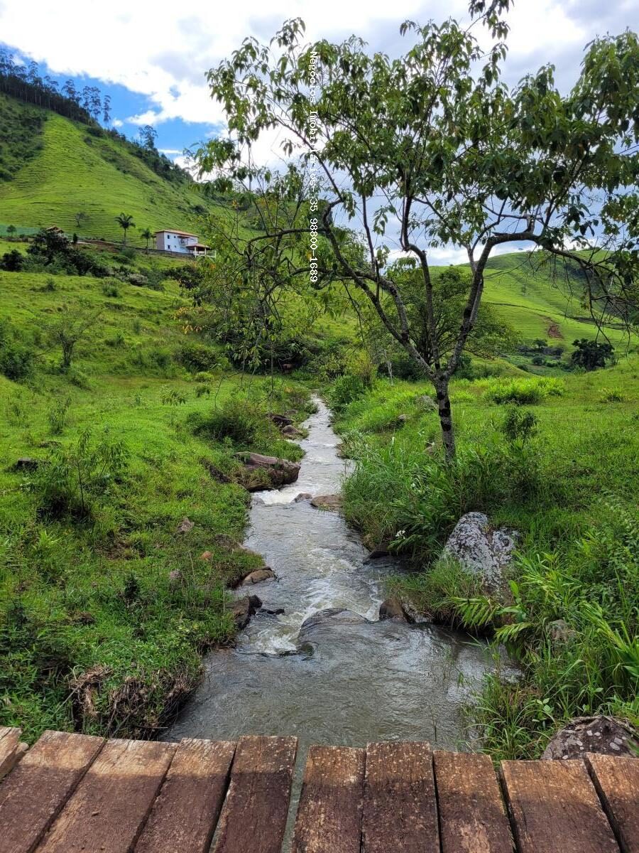 Foto 5 de Terreno de 454 m² no Ano Bom