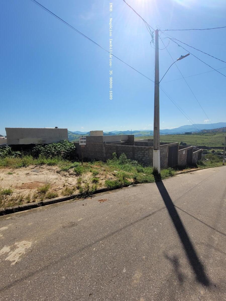 Foto 4 de Lote de 260 m² na Colina Verde