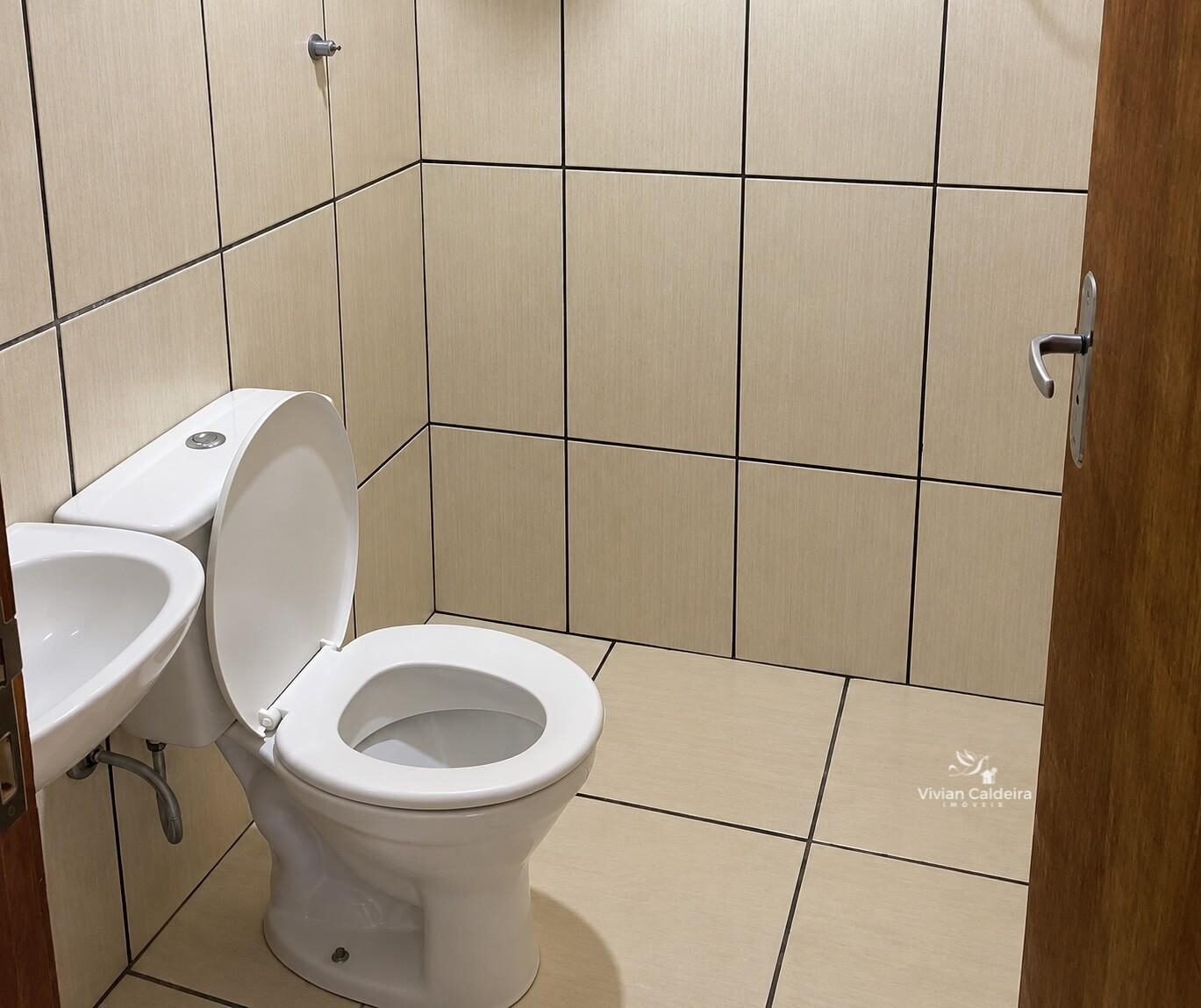 Foto 4 de Casa de 2 quartos em Rebourgeon, 300 m²