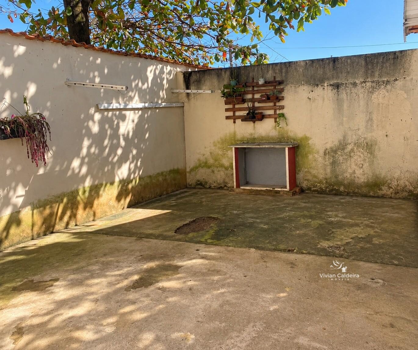 Foto 5 de Casa de 2 quartos em Rebourgeon, 300 m²