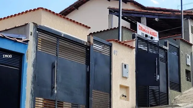 Casa de 2 quartos em Jardim Eldorado, lote de 100 m²