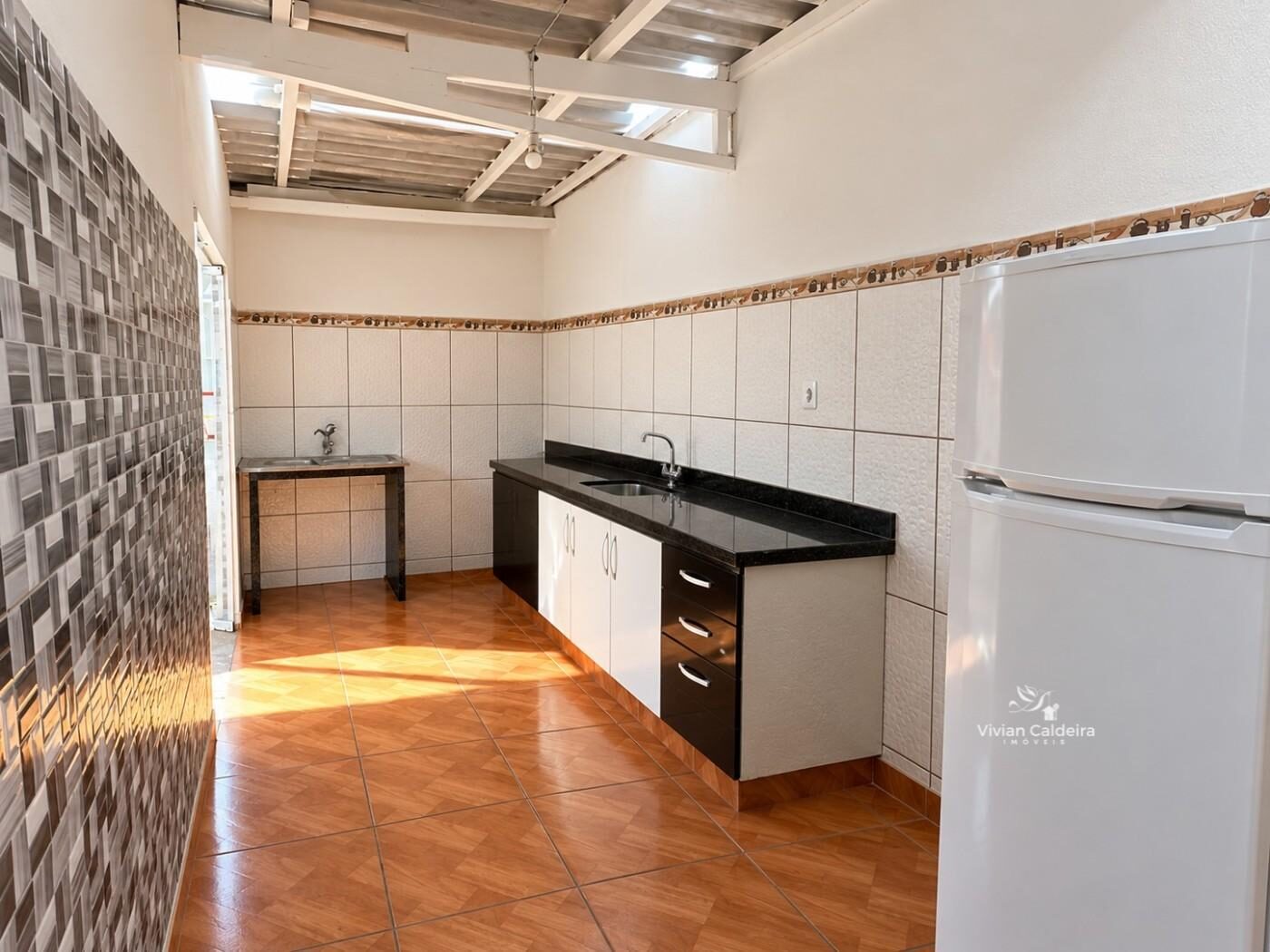 Foto 2 de Casa de 2 quartos em Vila Rubens, 200 m²