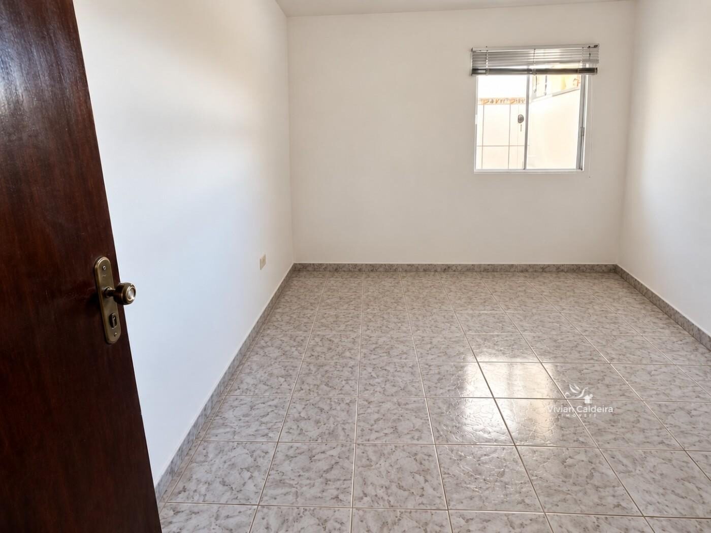 Foto 4 de Casa de 2 quartos em Vila Rubens, 200 m²