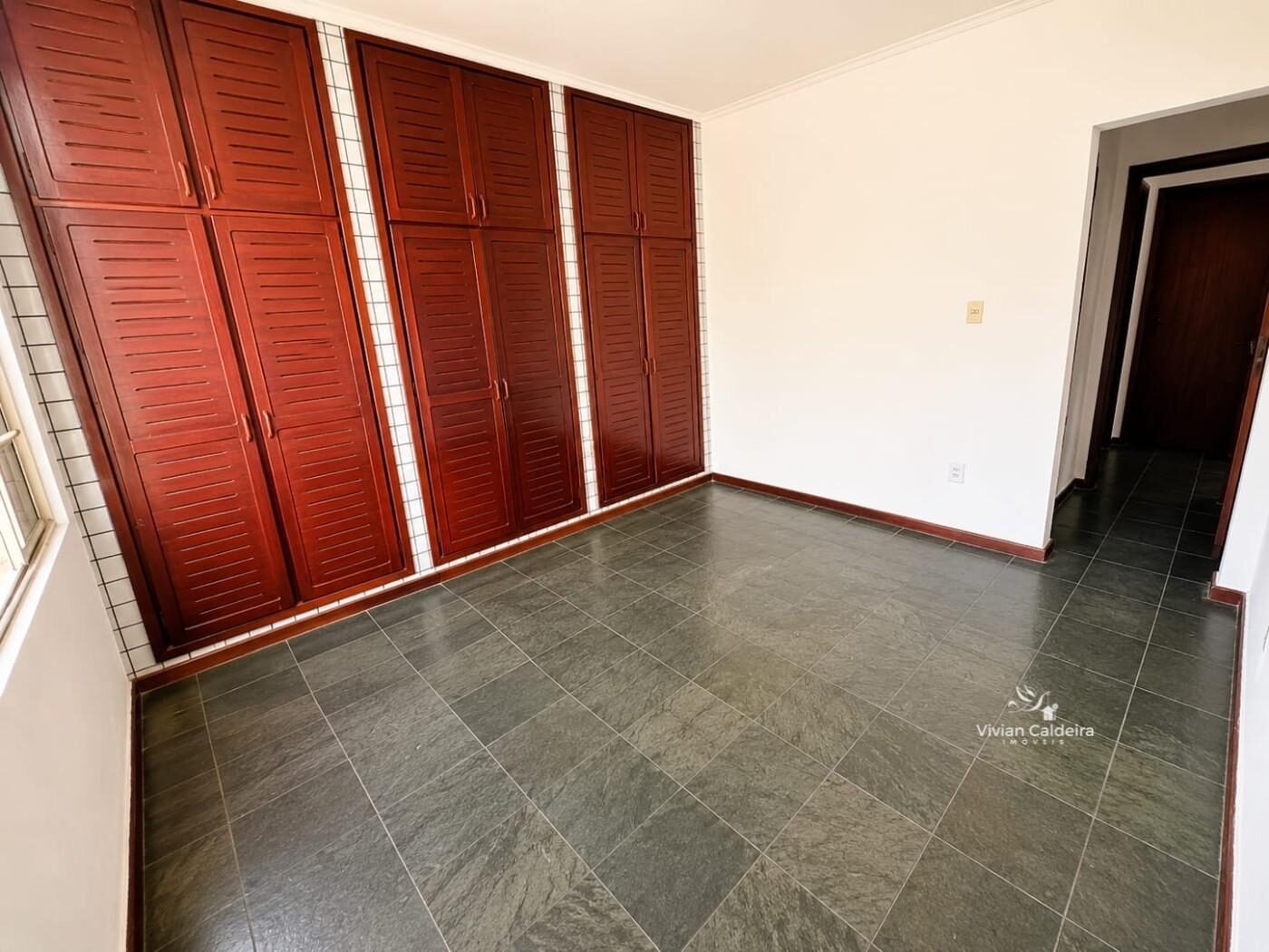 Foto 3 de Apartamento de 3 quartos em Varginha, 127 m²