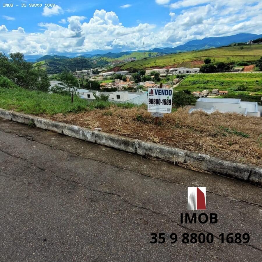 Foto 3 de Terreno de 200 m² na Colina Verde