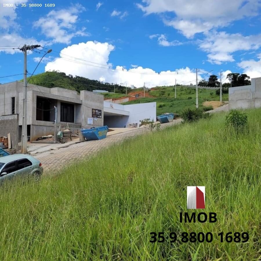 Foto 2 de Terreno de 984 m² no Pinheirinho