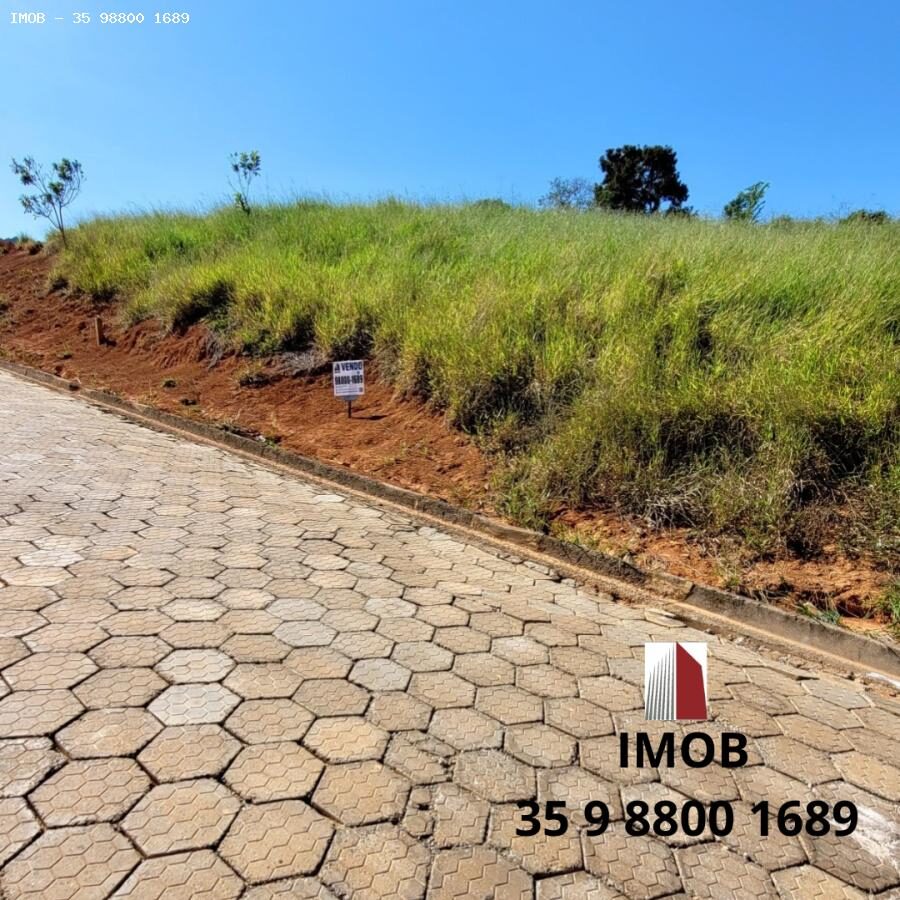 Foto 3 de Terreno de 984 m² no Pinheirinho