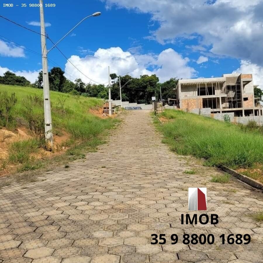 Foto 5 de Terreno de 984 m² no Pinheirinho