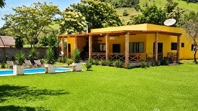 Chácara de 4 quartos em Ano Bom, 2.000 m²