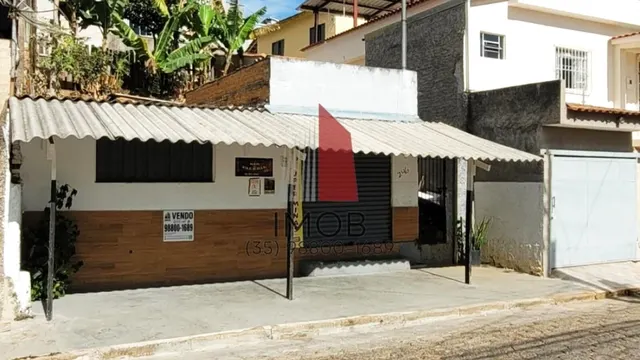 Foto 1 de Terreno de 200 m² com construção comercial