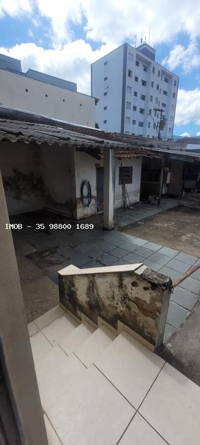 Foto 4 de Casa de 4 quartos em Varginha, lote de 374 m²