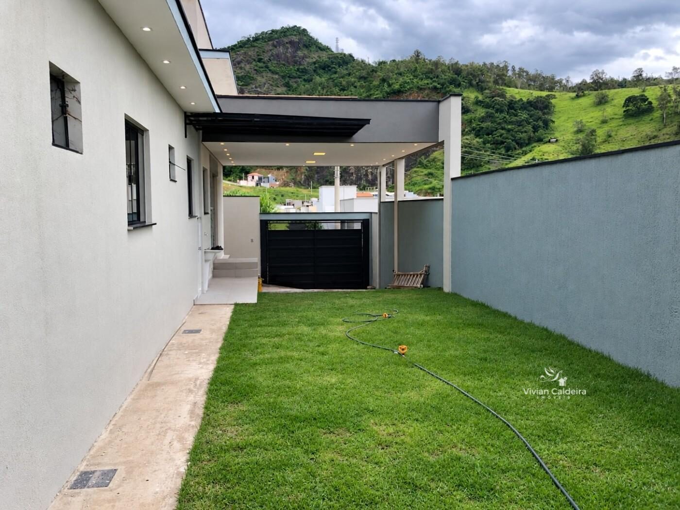 Foto 2 de Casa de 3 quartos em Nossa Senhora de Fátima, 210 m²