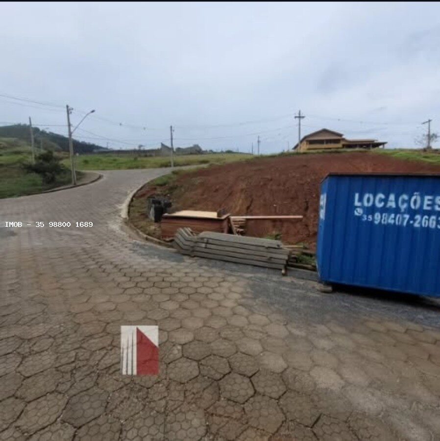 Foto 3 de Lote de 540 m² no Pinheirinho