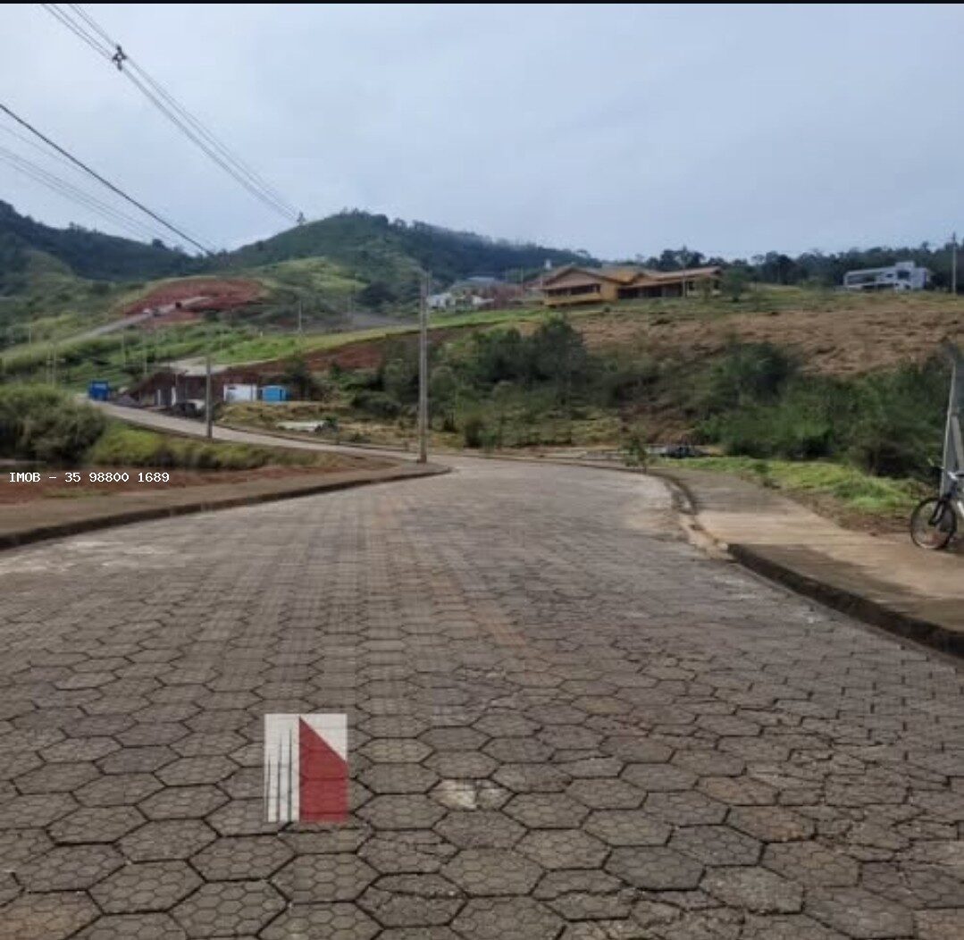 Foto 4 de Lote de 540 m² no Pinheirinho