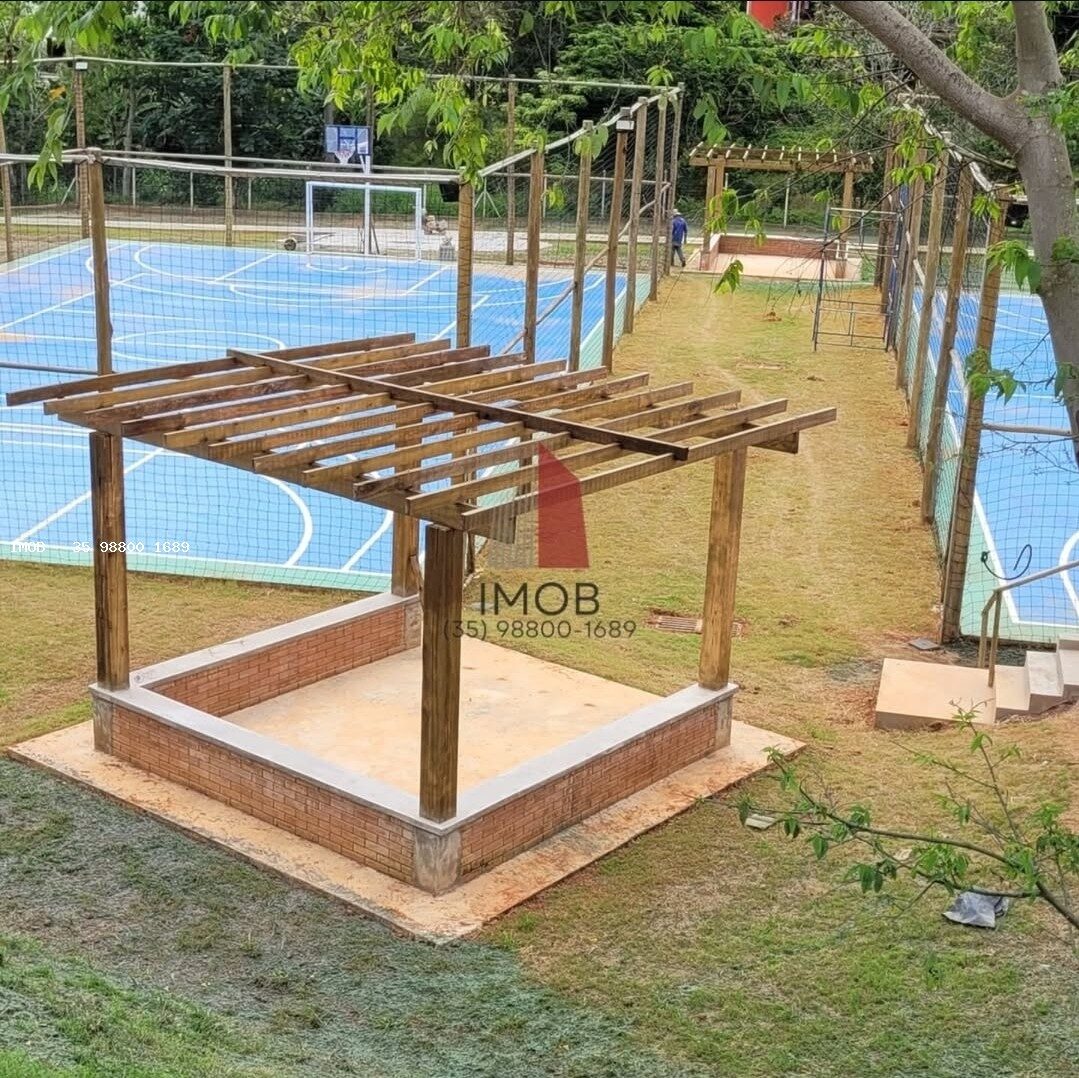 Foto 5 de Lote de 540 m² no Pinheirinho
