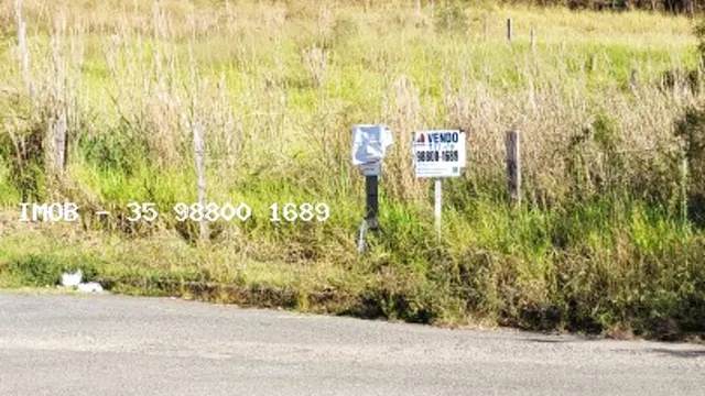 Foto 1 de Lote de 781 m² no Pinheirinho
