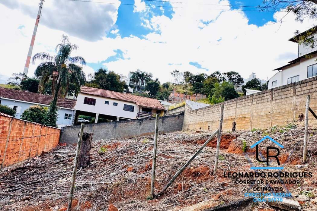 Foto 3 de Terreno em Morro Chic, 439 m²