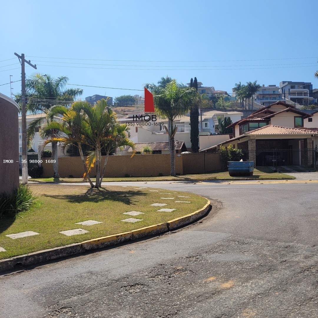 Foto 5 de Lote de 381 m² no Pinheirinho