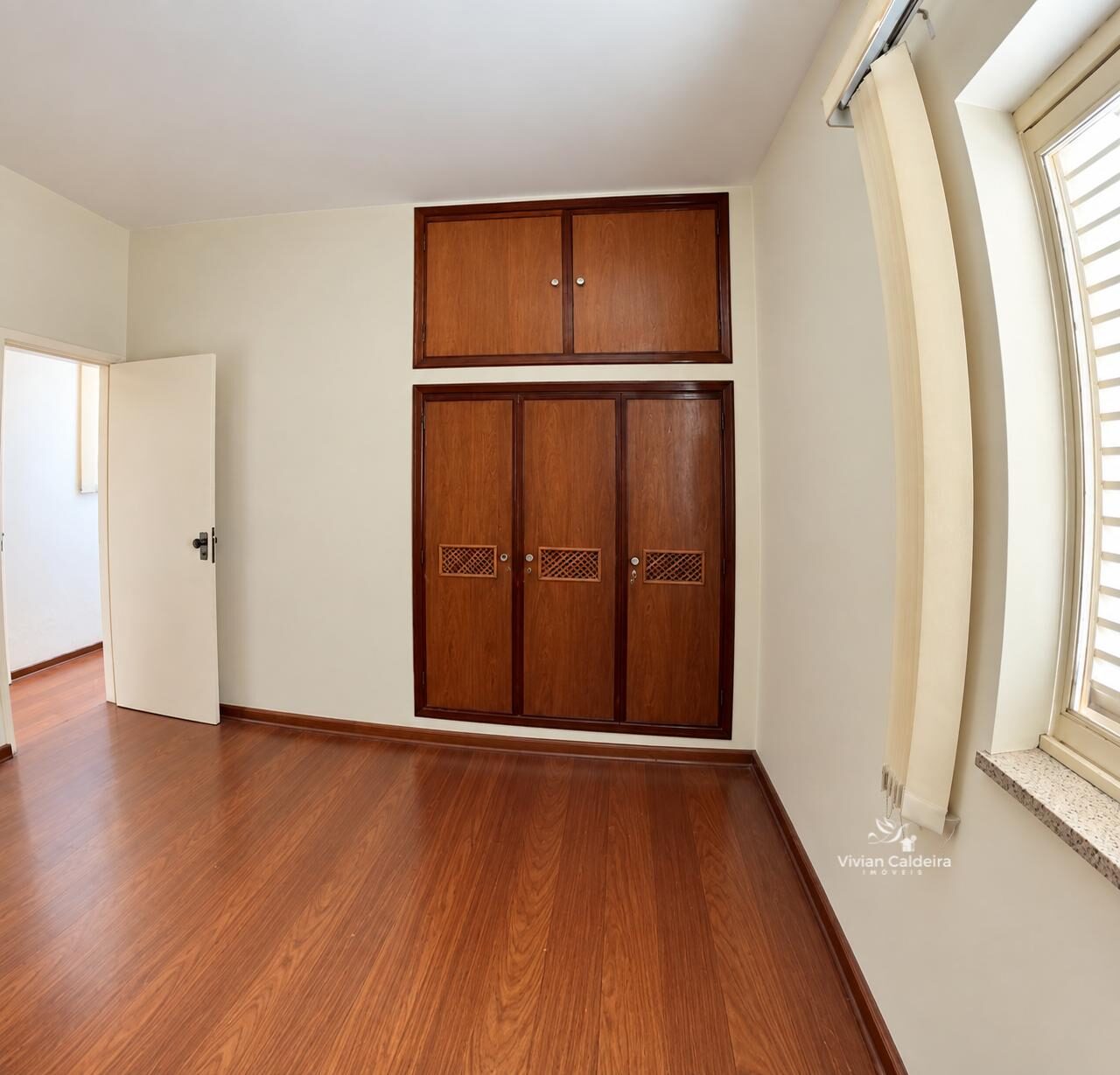 Foto 3 de Casa de 5 quartos em Centro, 500 m²