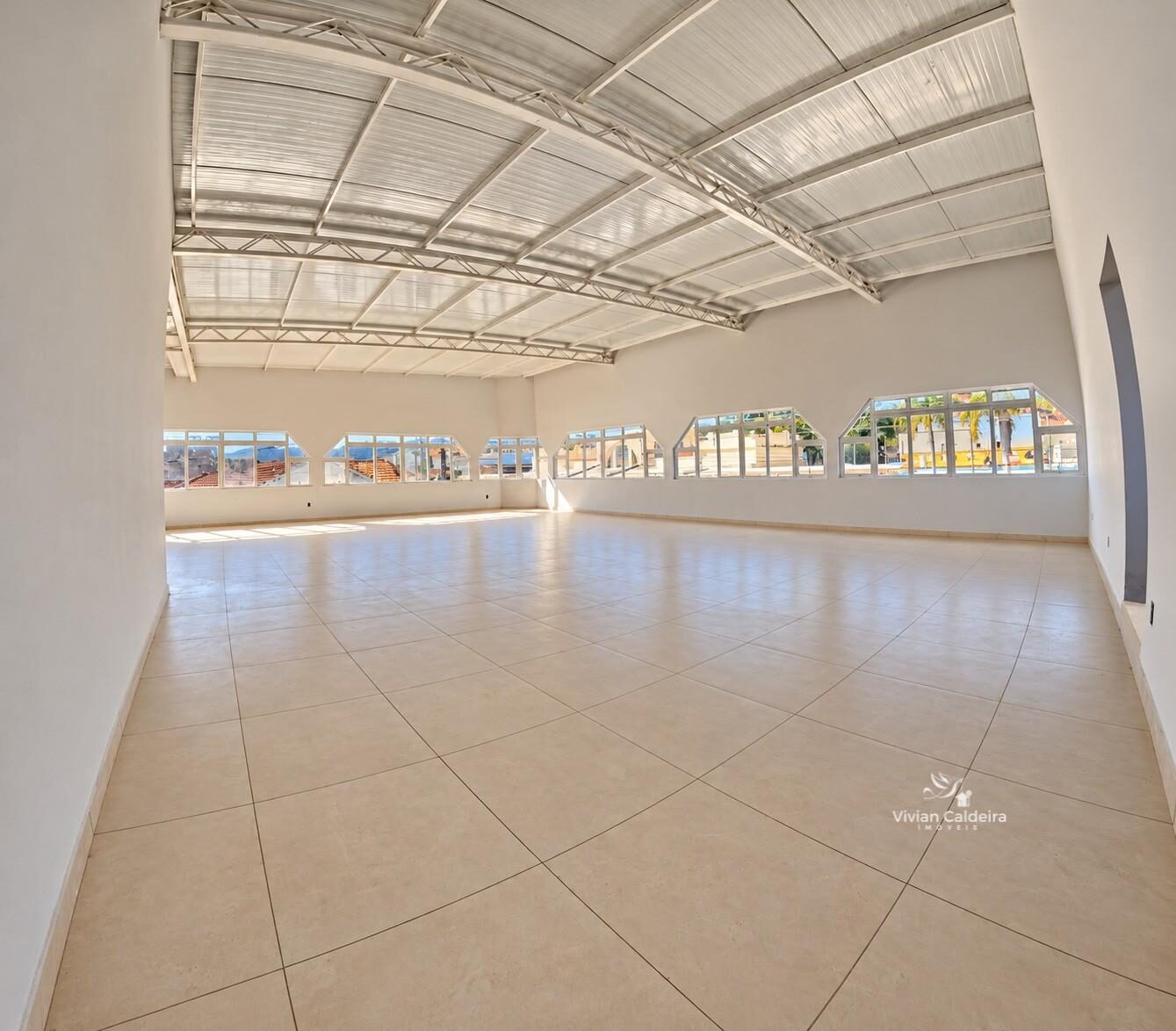 Foto 2 de Ponto comercial de 150 m² para alugar na Boa Vista, Itajubá-MG