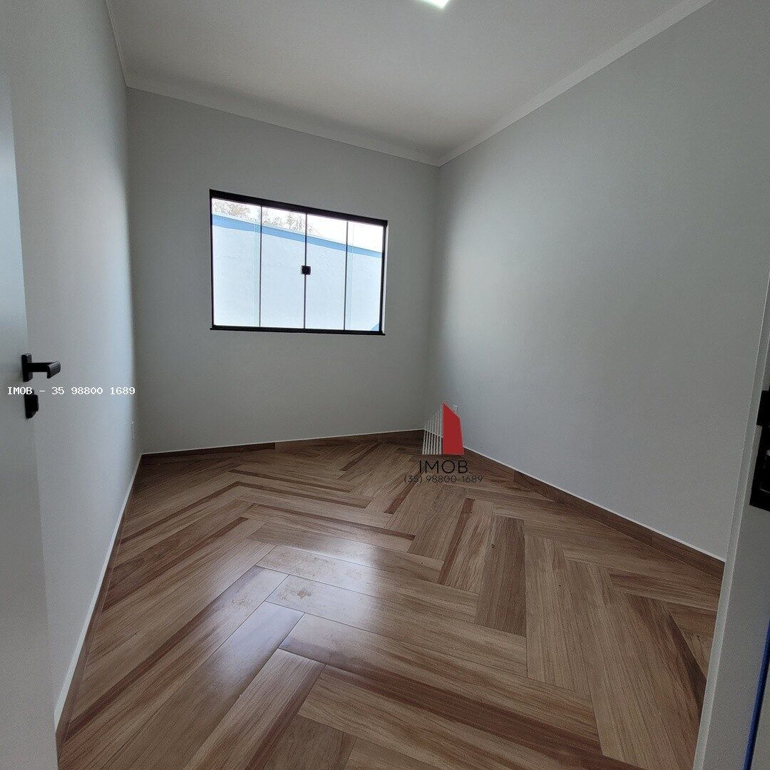 Foto 2 de Casa de 3 quartos em Jardim Califórnia, lote de 145 m²