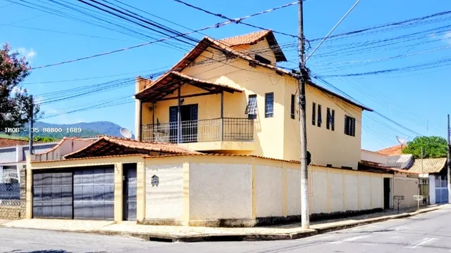 Foto 1 de Casa de 3 quartos em Medicina, lote de 220 m²