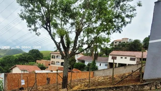 Lote de 410 m² com 15 m de frente