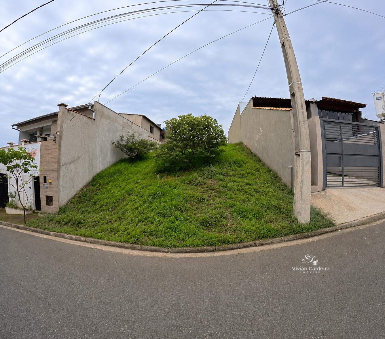 Foto 2 de Terreno de 268,85 m² na Colina Verde, Itajubá