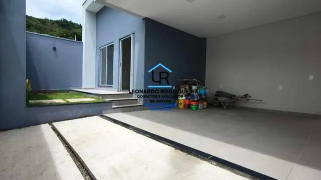 Casa de 3 quartos em Vale das Hortênsias, 234 m²