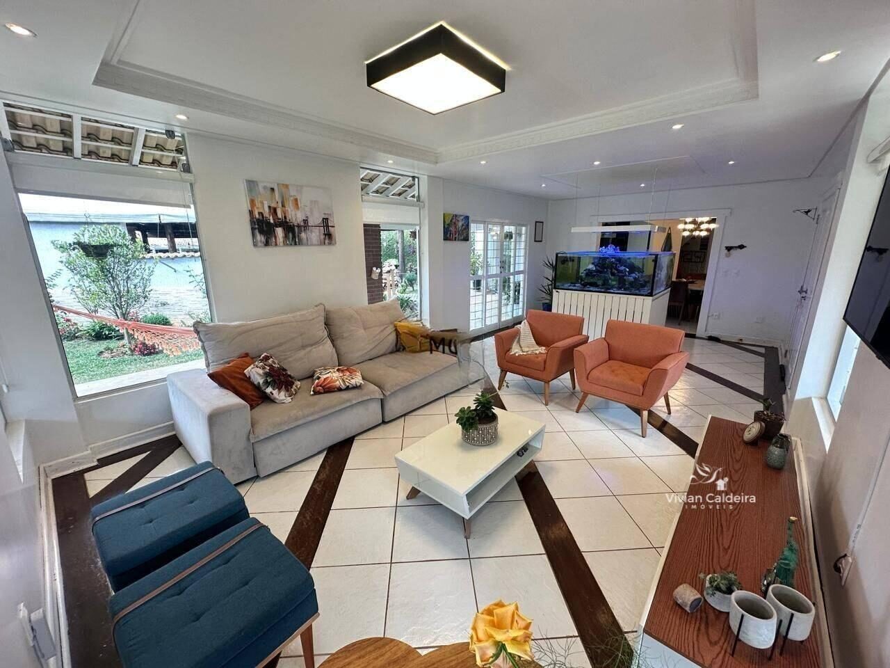 Foto 4 de Casa em Santa Rosa, 1.129 m²