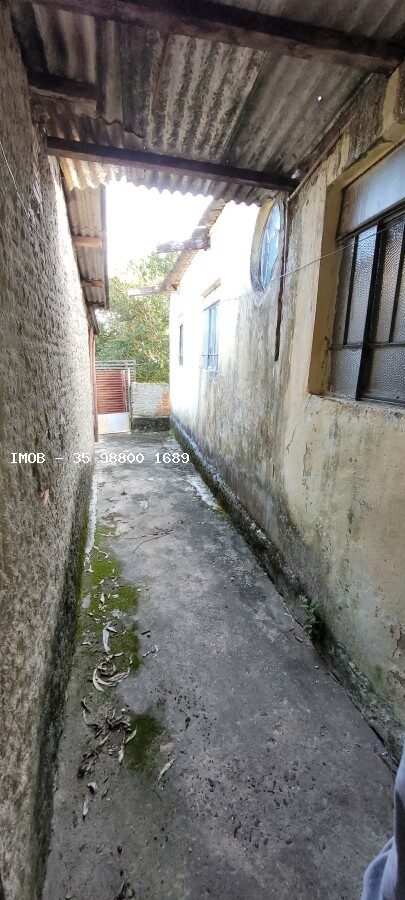 Foto 2 de Três casas para reformar no Rebourgeon