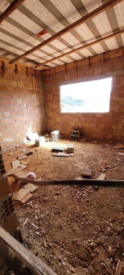 Foto 2 de Casa em terreno de 240 m²