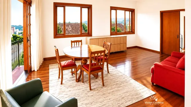 Sobrado de 5 quartos em Oriente, 300 m²