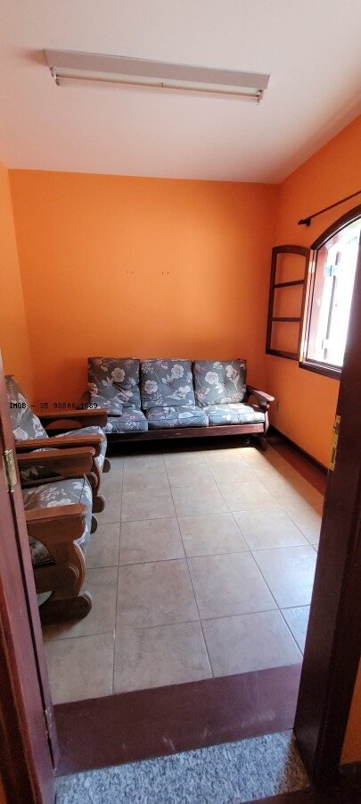 Foto 8 de Casa com piscina e jardim no Jardim Europa