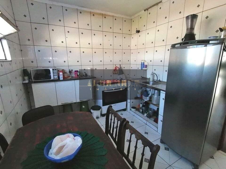 Foto 2 de Sobrado de 4 quartos no Rebourgeon