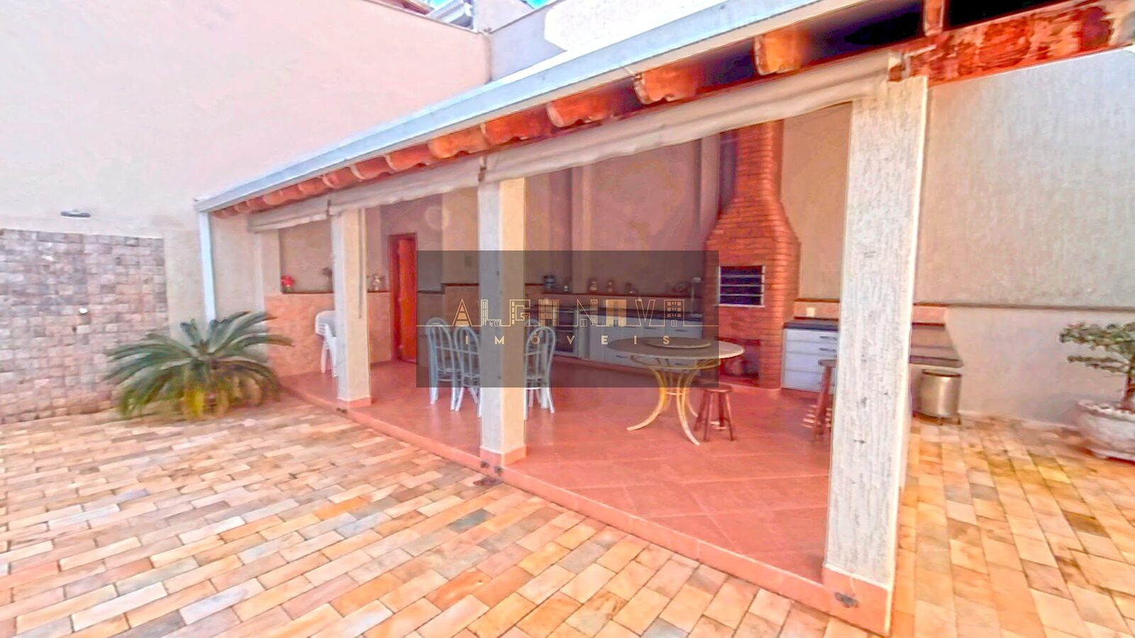Foto 5 de Casa com piscina na Medicina