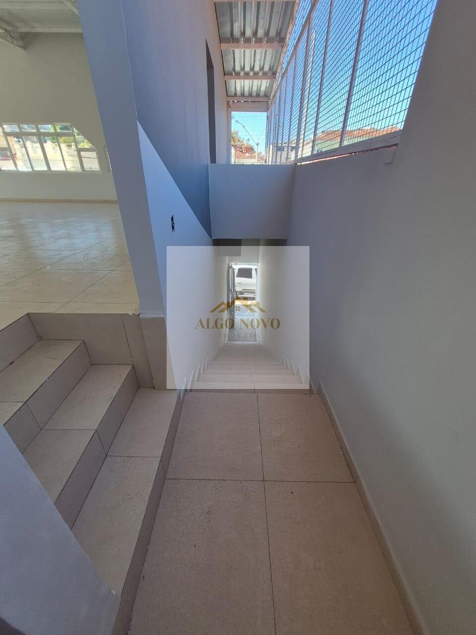 Foto 5 de Ponto comercial de 120 m² para alugar no Morro Chic
