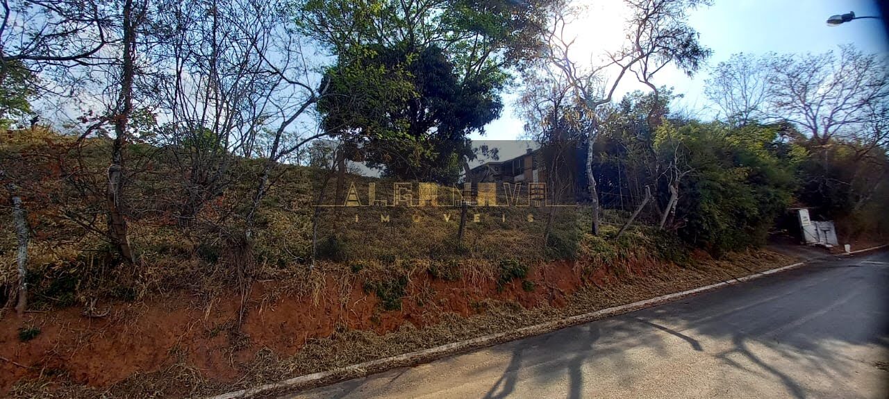 Foto 5 de Terreno de 2.000 m² no Nações