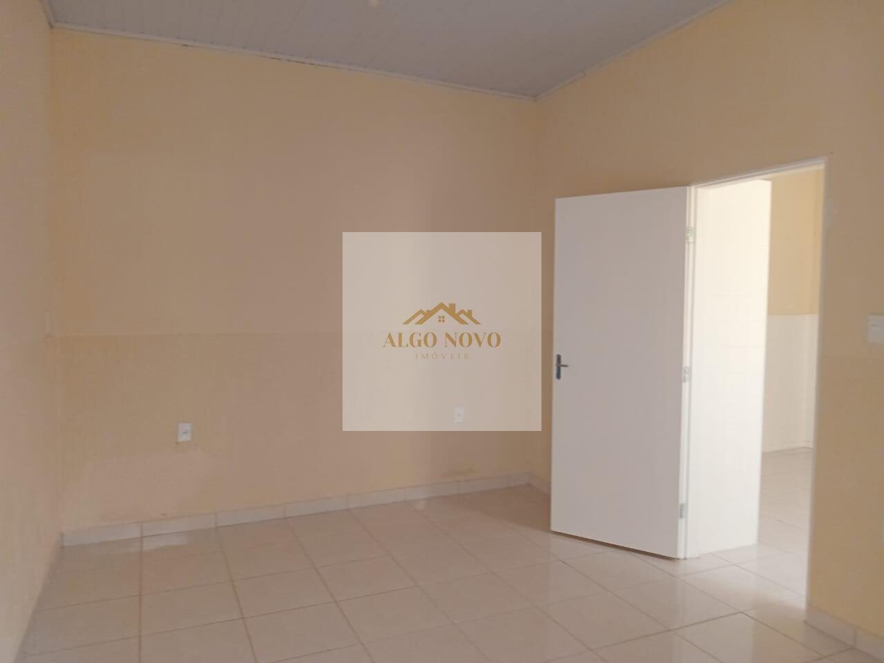 Foto 3 de Casa de 3 quartos e 150 m² anunciados no Centro