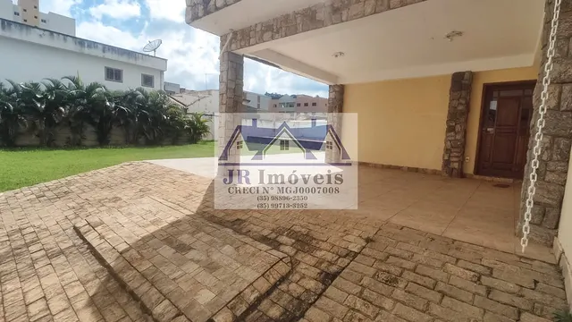 Foto 1 de Casa com piscina no Pinheirinho