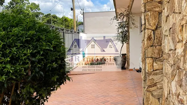 Casa com área gourmet no Pinheirinho
