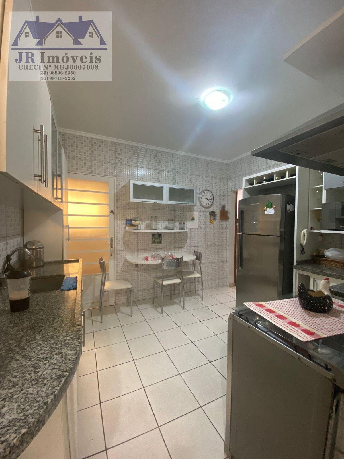 Foto 3 de Apartamento de 3 quartos na Varginha