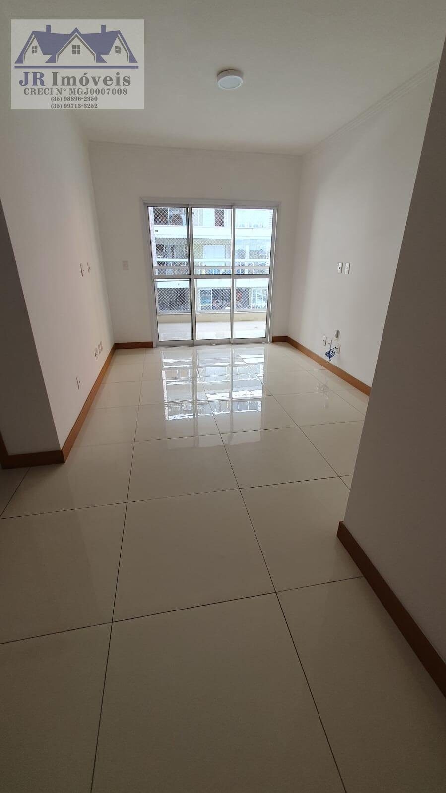 Foto 2 de Apartamento com varanda gourmet no Morro Chic