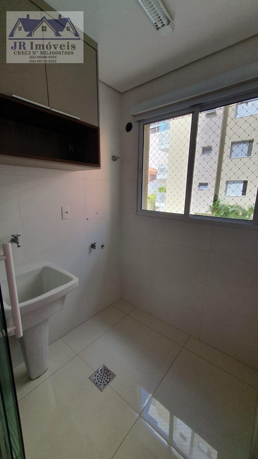Foto 6 de Apartamento com varanda gourmet no Morro Chic