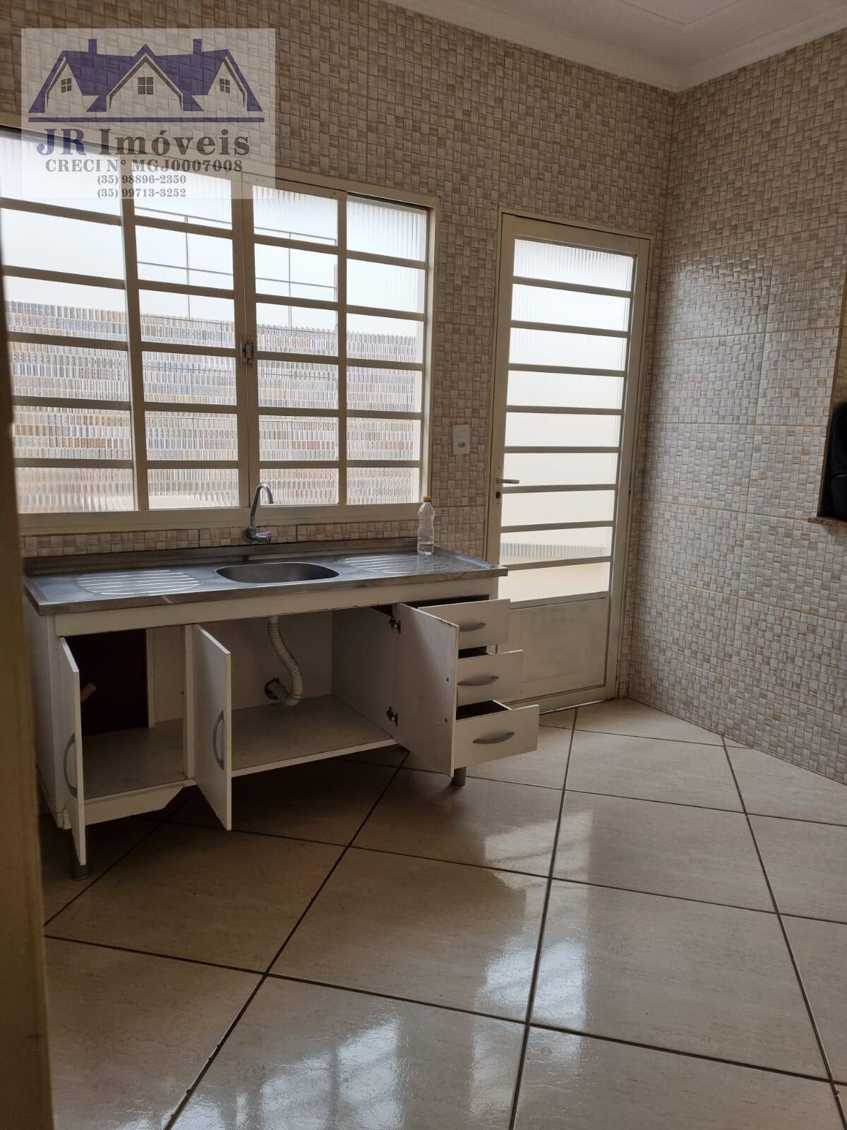 Foto 4 de Casa de 2 quartos no Jardim Eldorado
