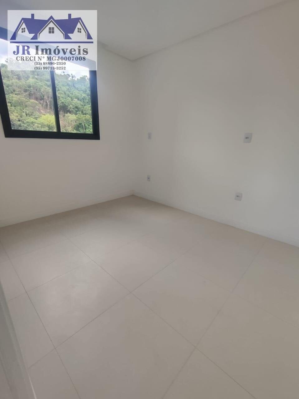Foto 3 de Apartamento de 2 quartos na Varginha